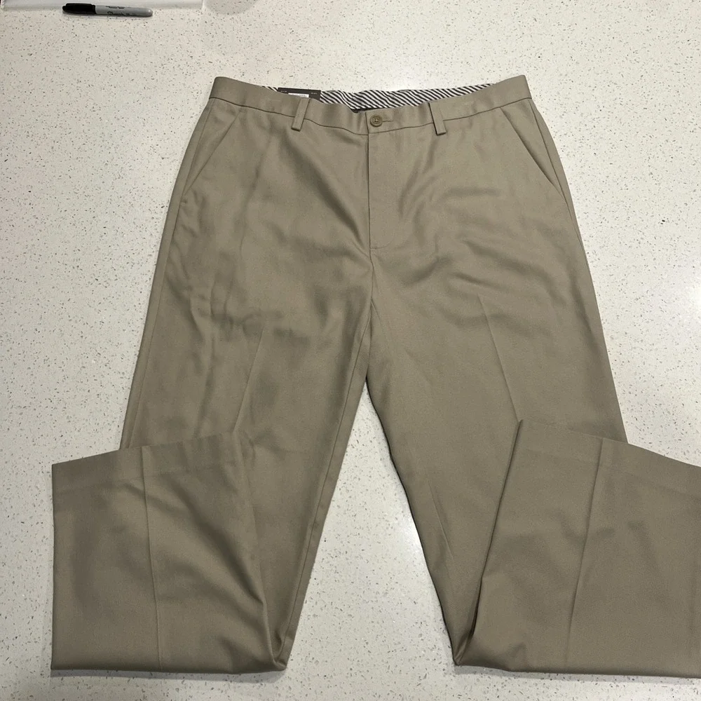 Denver Hayes Pants Mens 36x30 Beige Khakis Slacks Chinos‎ Preppy Never Iron NWT